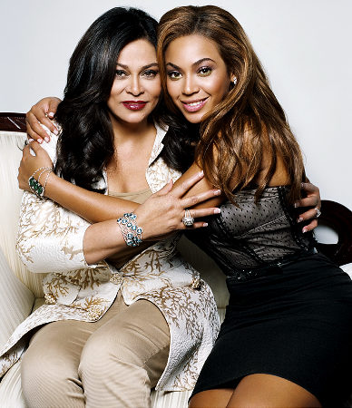 Beyonce and Tina Knowles Give Back