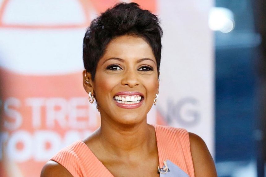 Tamron Hall : Black Celebrity Giving.